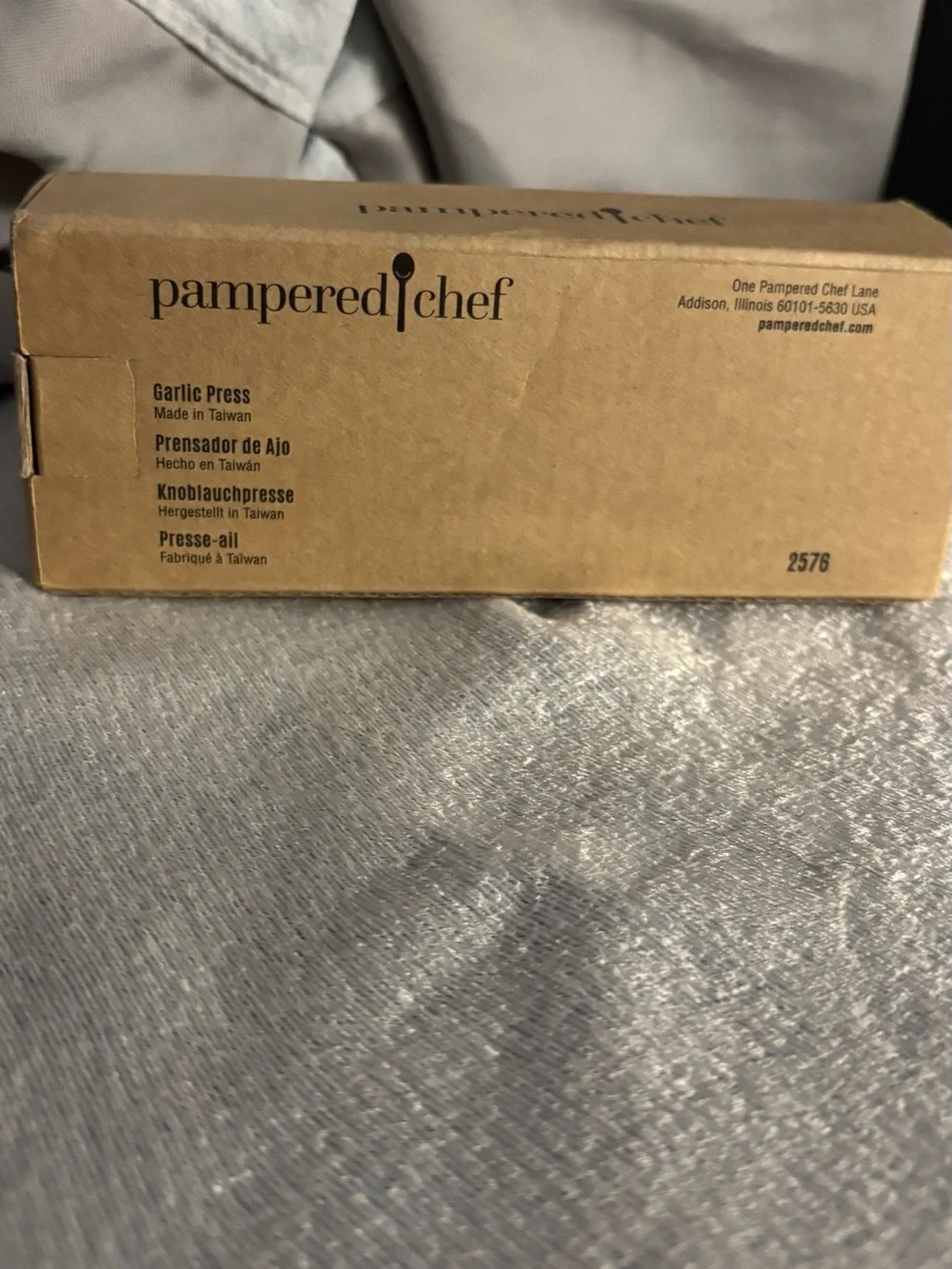 Pampered Chef Silver Garlic Press